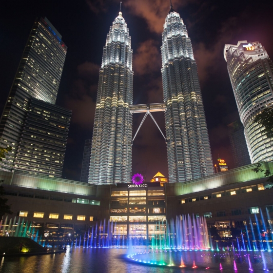 ツインタワー噴水ショー